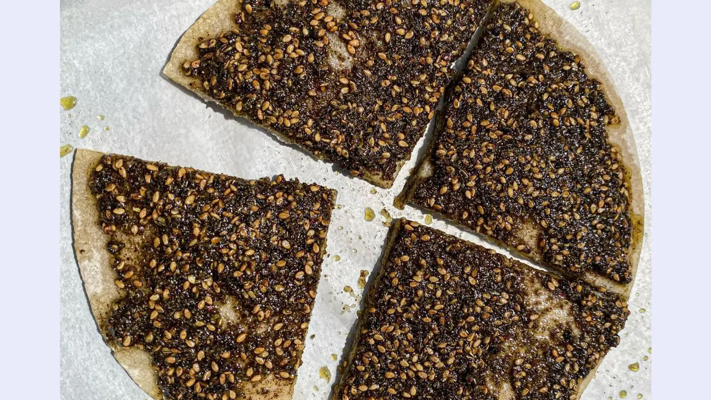 منقوشة زعتر (الرياض فقط)