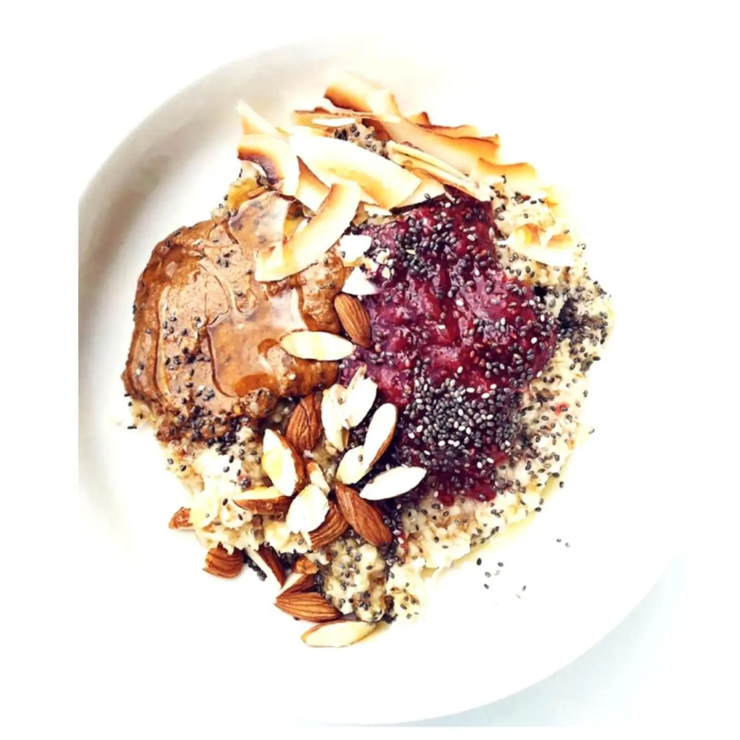 شوفان ساخن بمربى الشيا