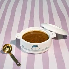 وعاء شوربة العدس