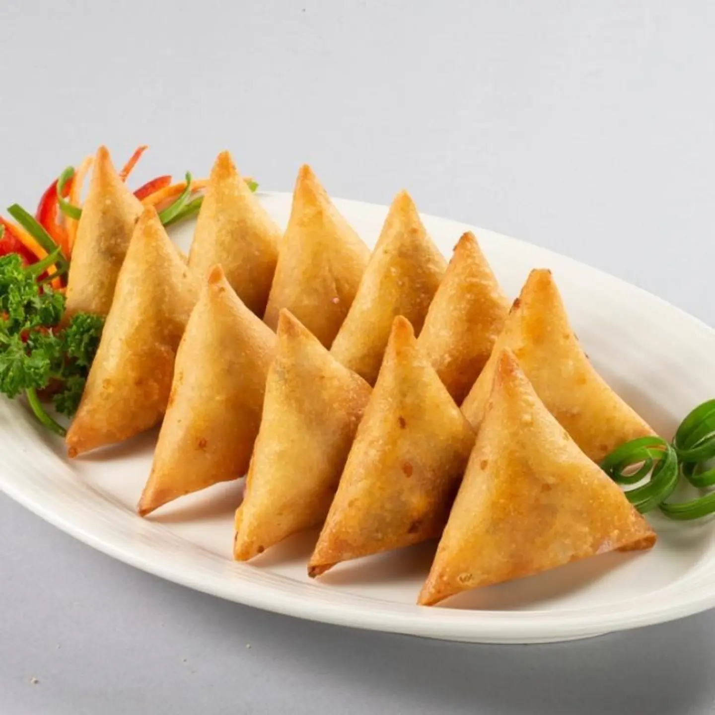 خمس حبات سموسة جبن