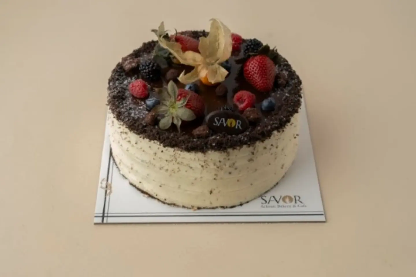Vanilla Oreo Cake