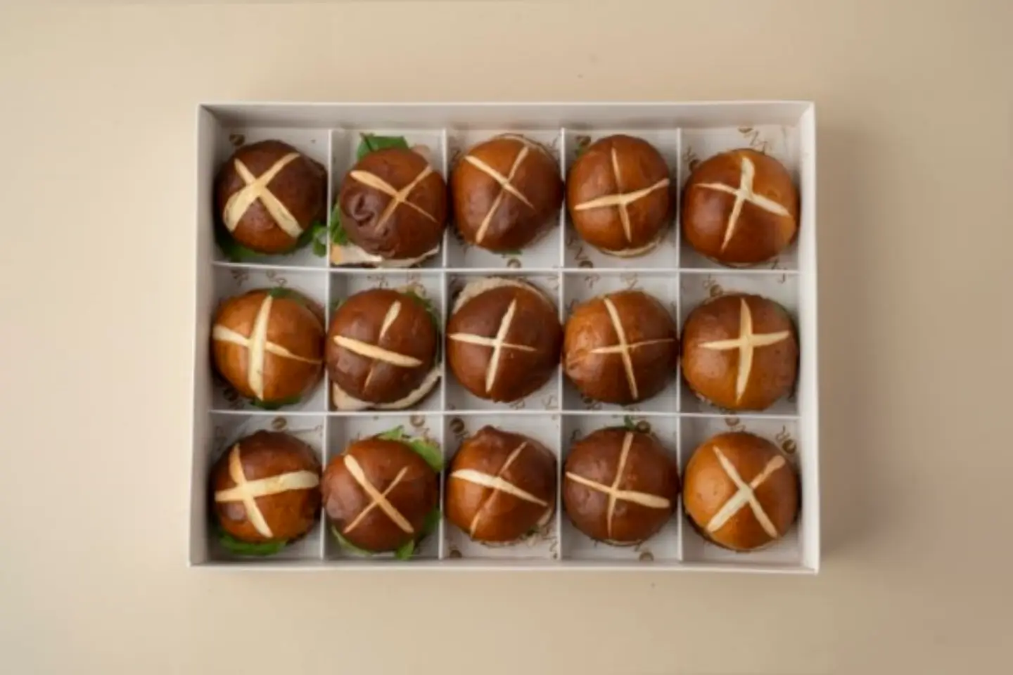 Pretzel Sandwich Box