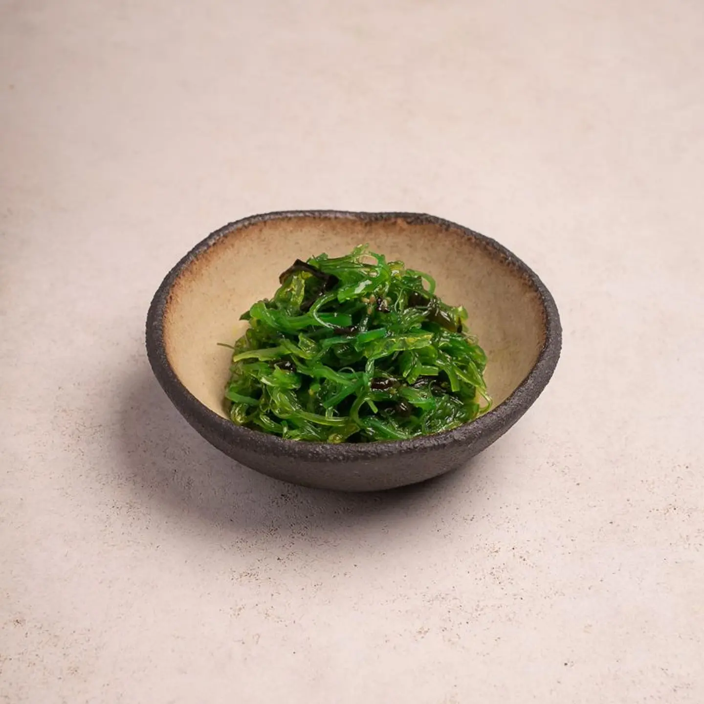 سلطة الأعشاب البحرية