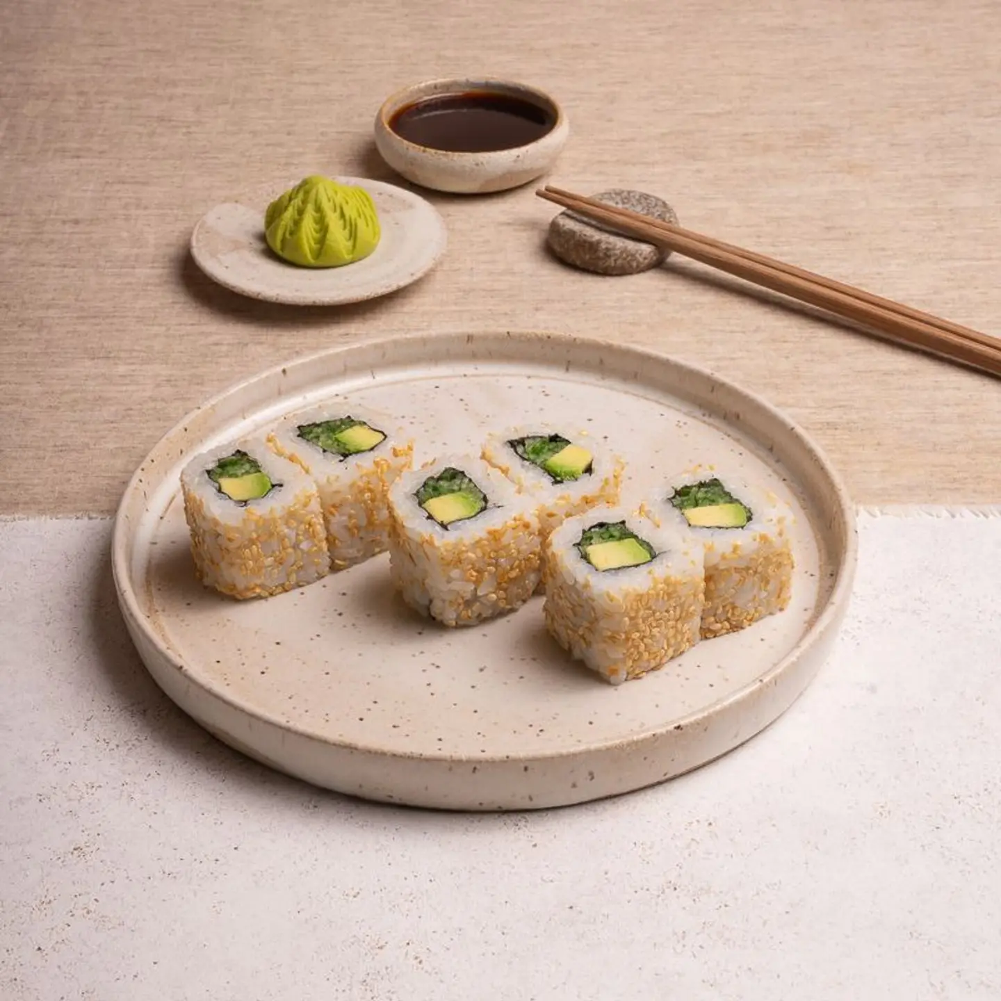 كوكومبر اند أفوكادو