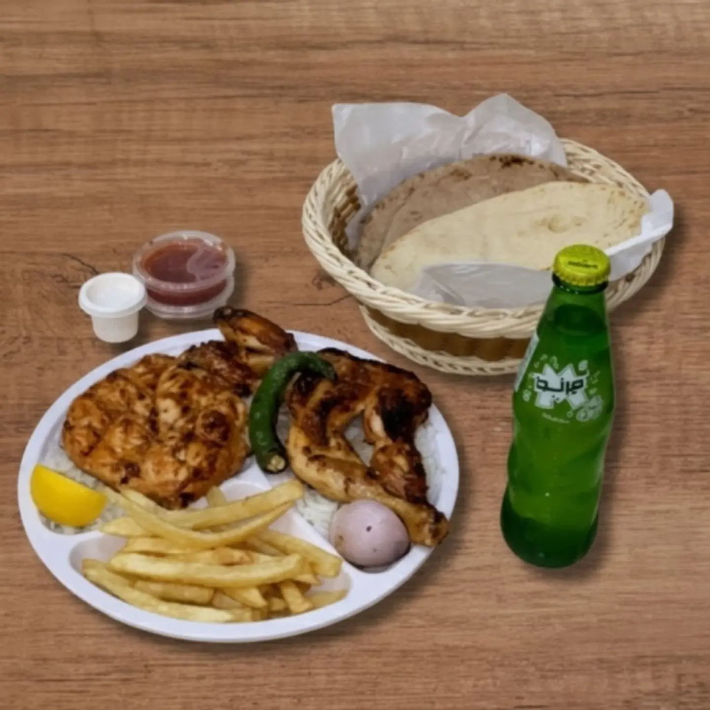 وجبة دجاج على الفحم نصف حبه