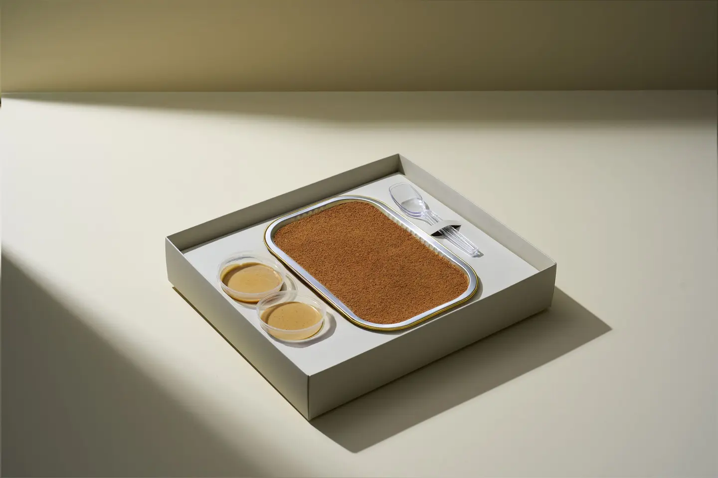 كيكة إسبريسو بالعسل وسط