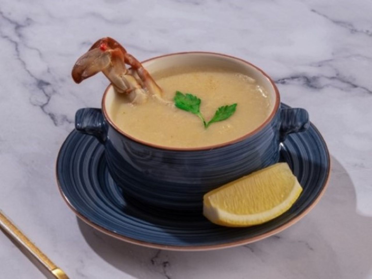 شوربة ثمار البحر