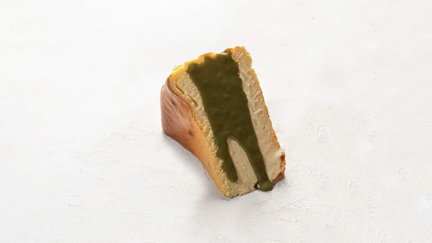 San Sebastián Cheesecake   Pistachio