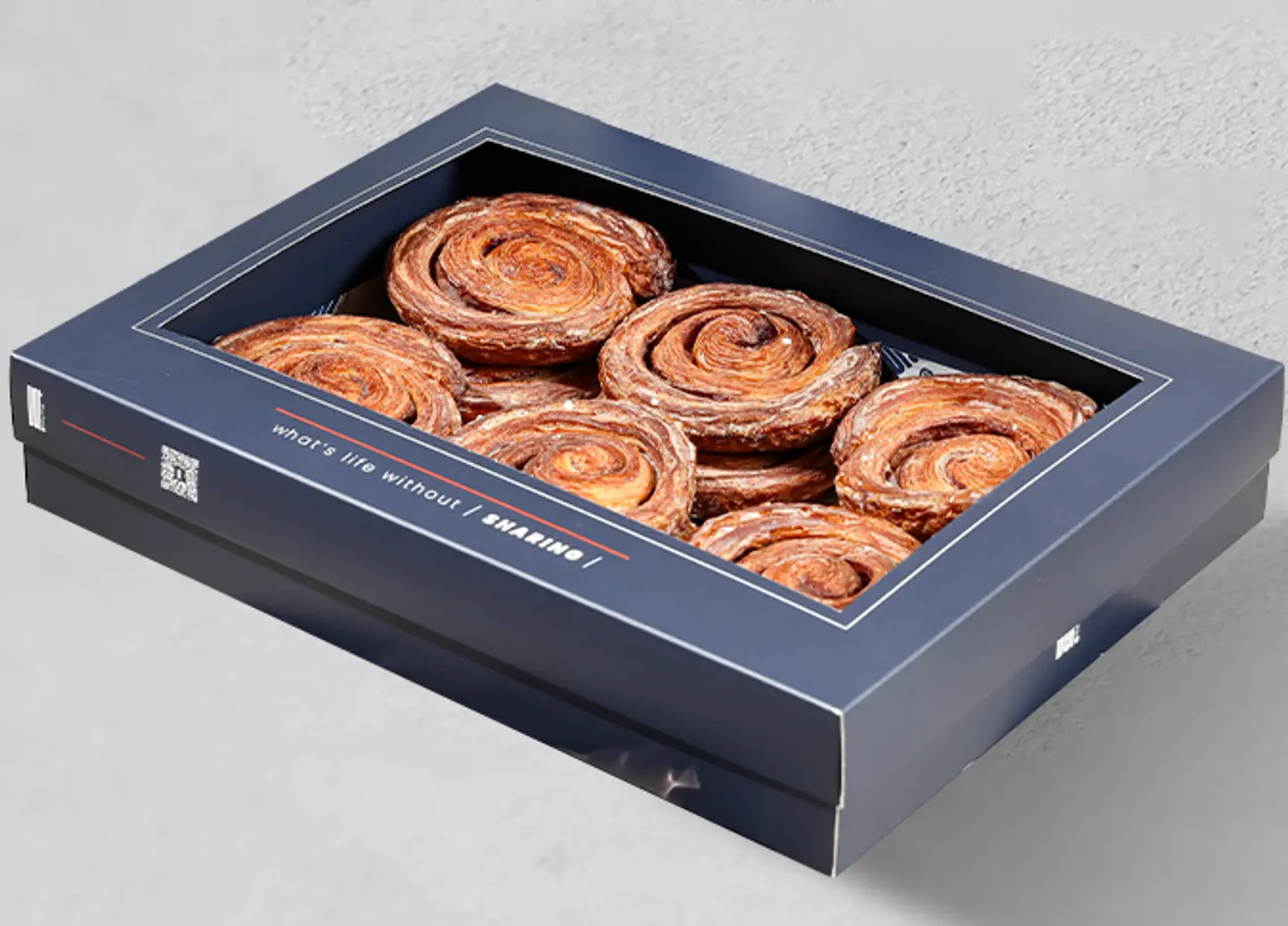 سينمون رول بوكس