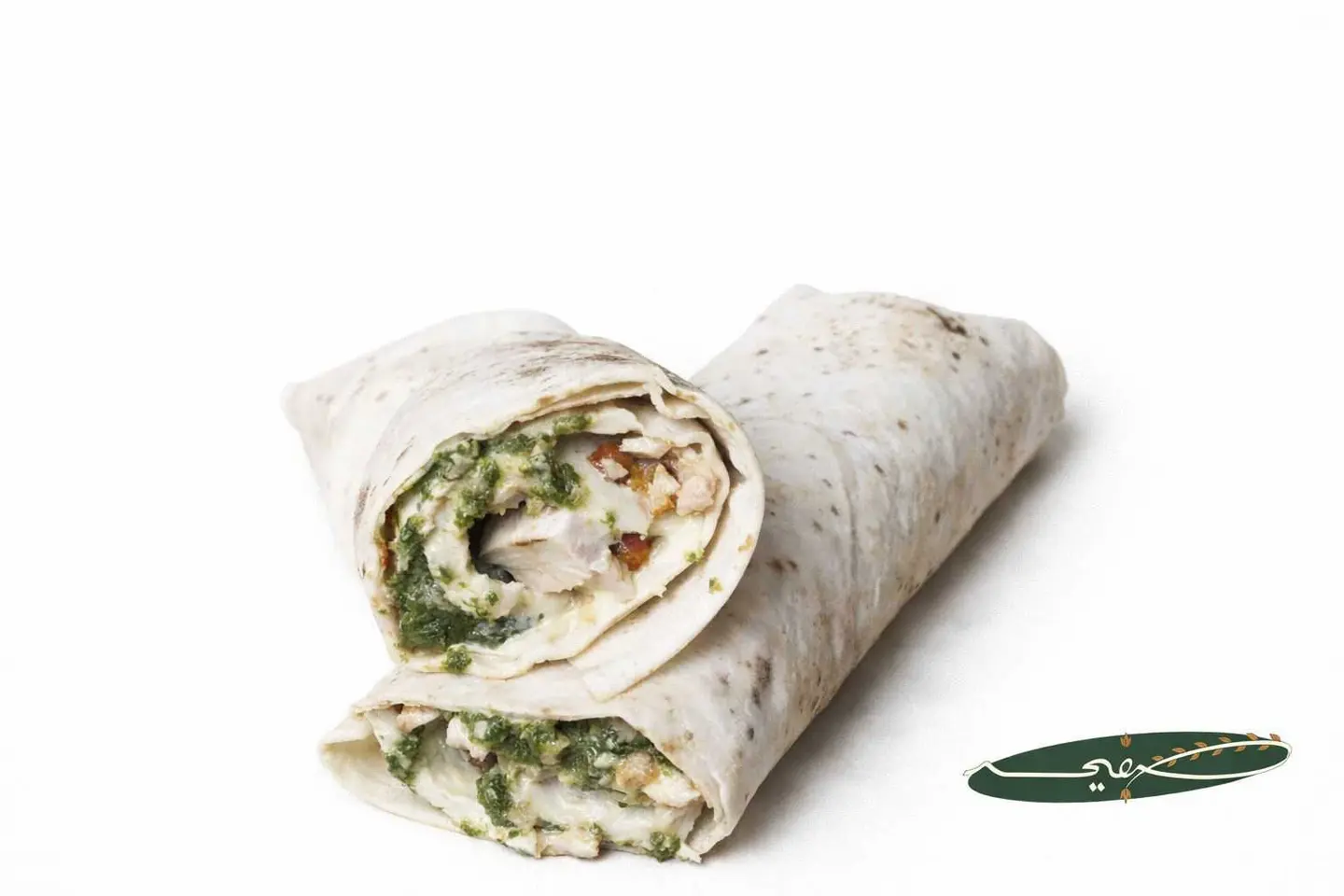 ساندوتش دجاج بيستو (رول)