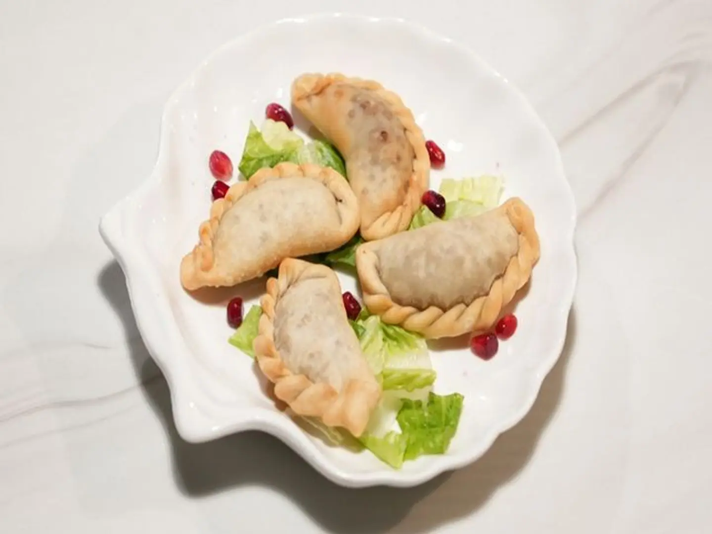 سمبوسة لحم و جبنة