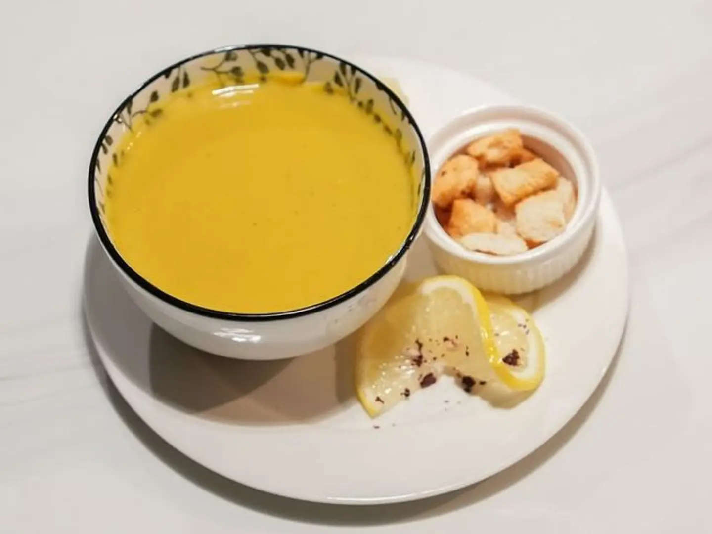 شوربة عدس