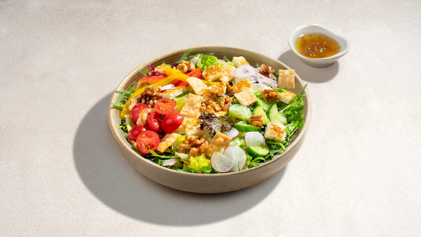 Grilled Halloumi Salad