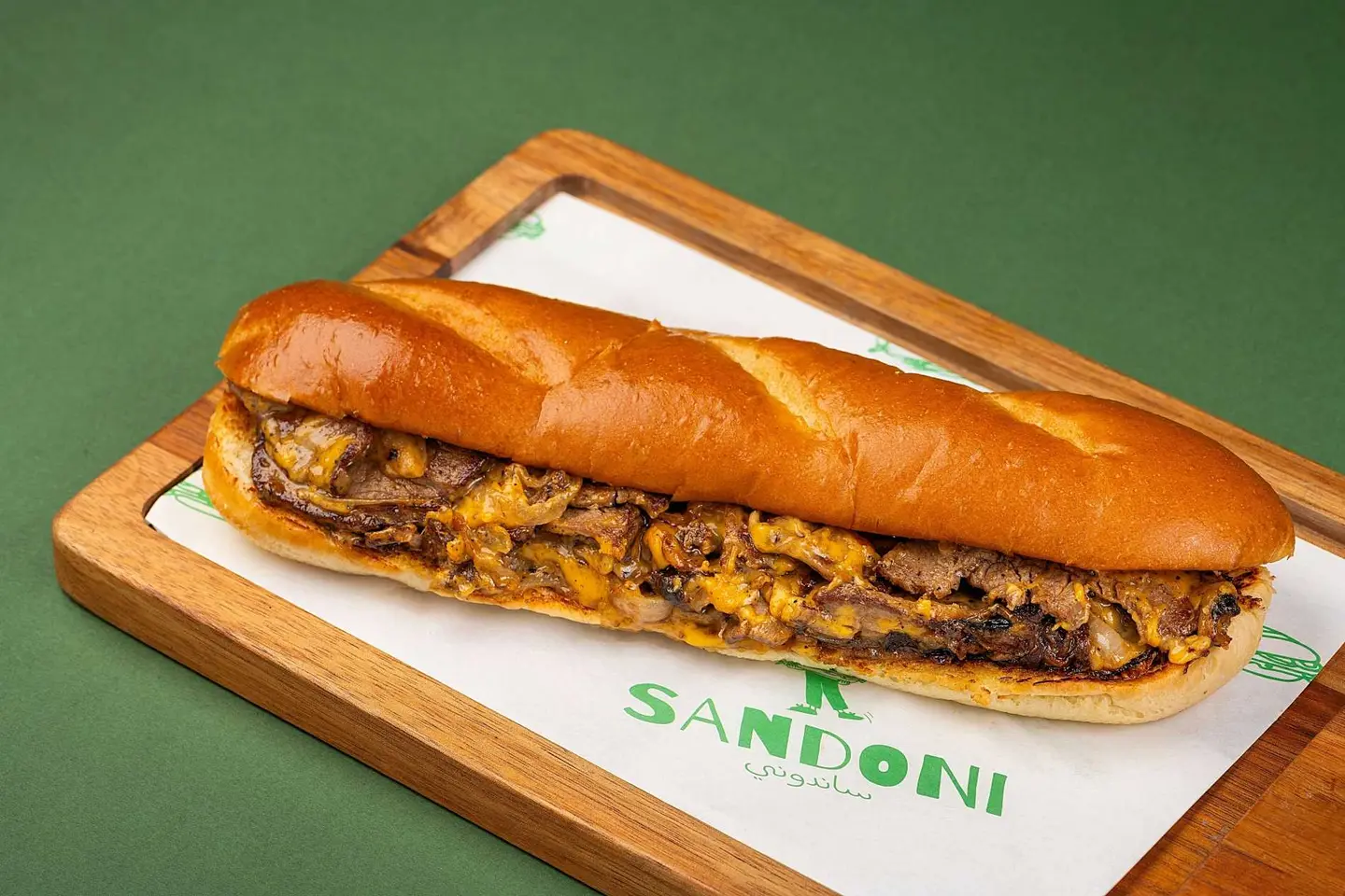 شرائح لحم مع جبن وخضار