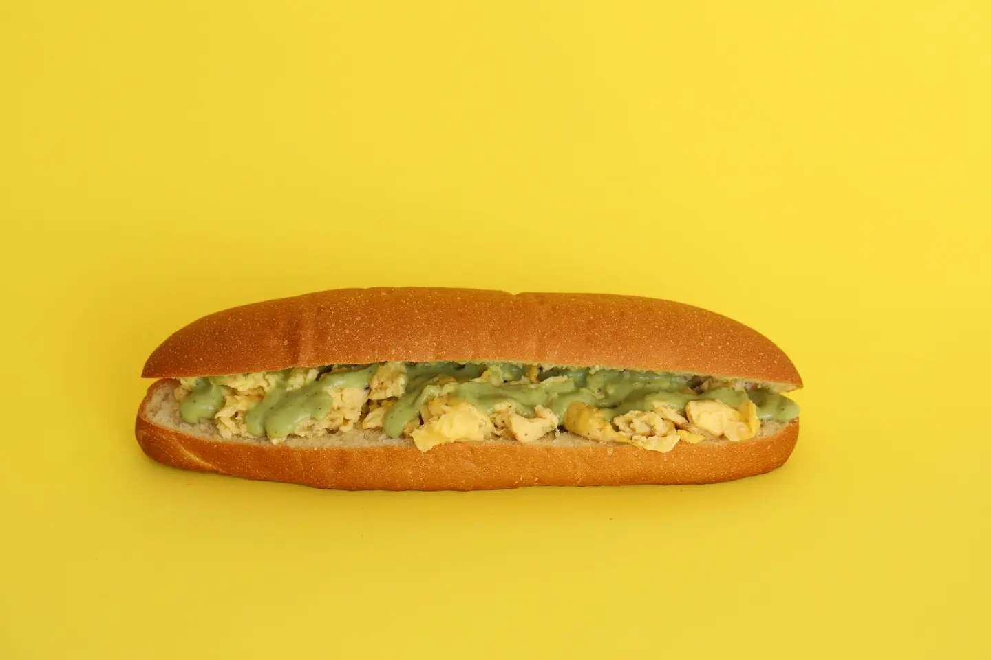 بيض بالافاكادو