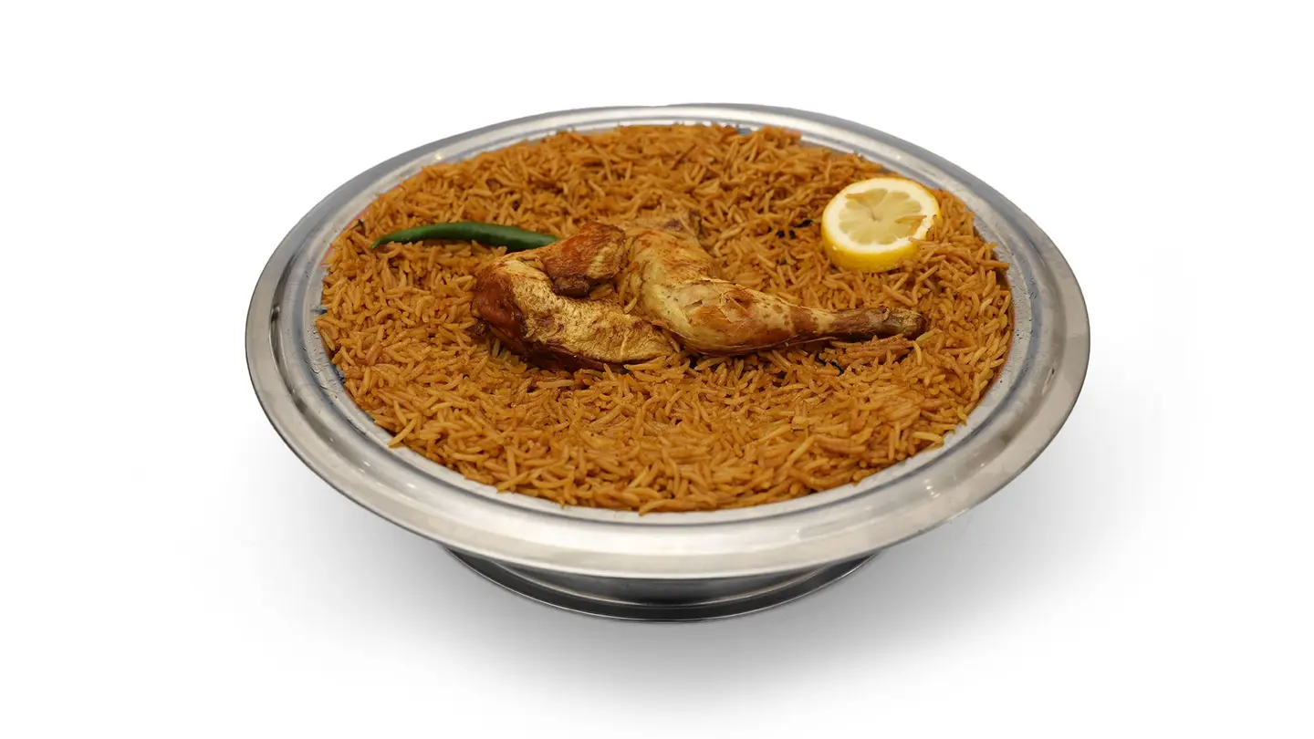 مكتوم دجاج احمر