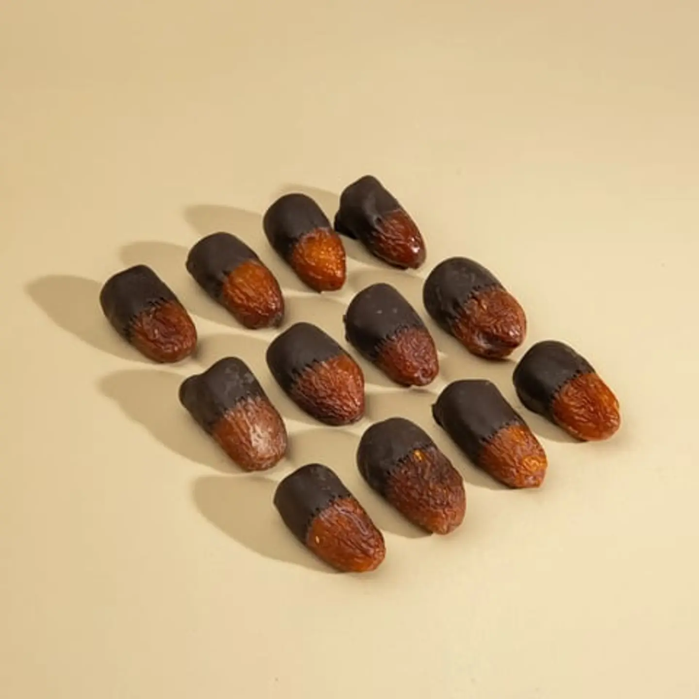 بوكس تمر بالتشوكليت