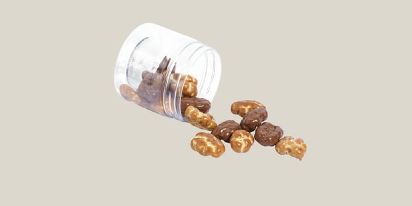 بيكان كراميل المغطى بالشوكولاتة