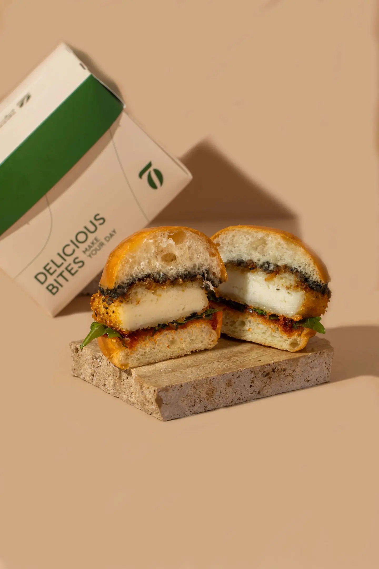 حلومي ذهبي مقرمش