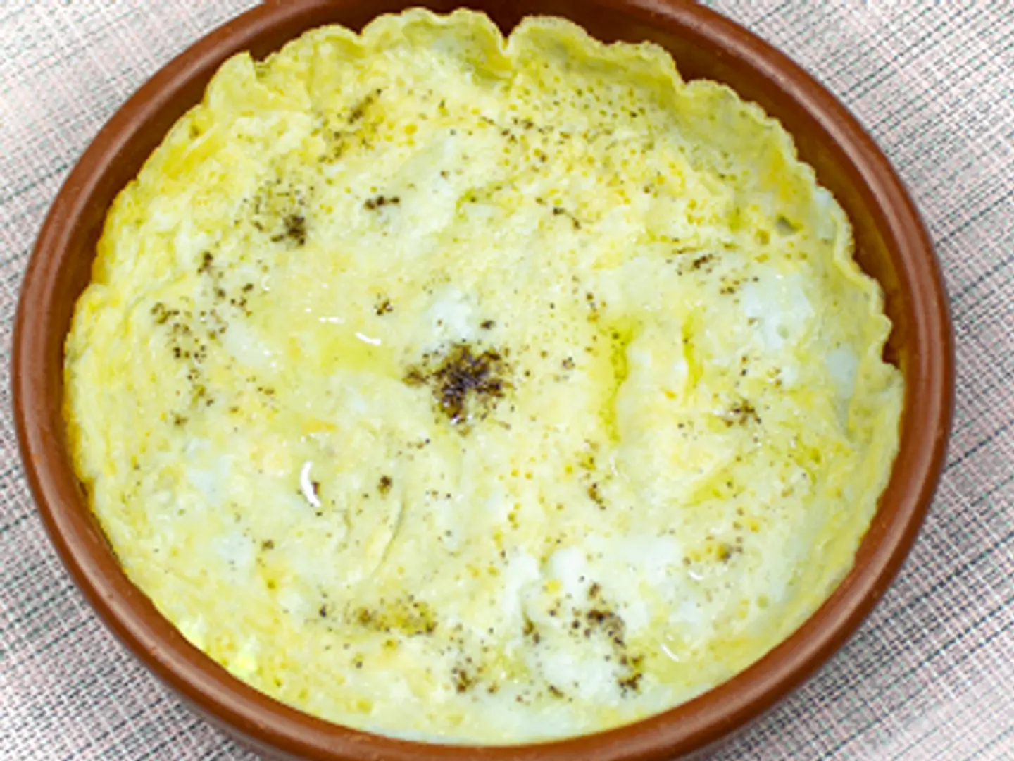 بيض مخفوق سادة