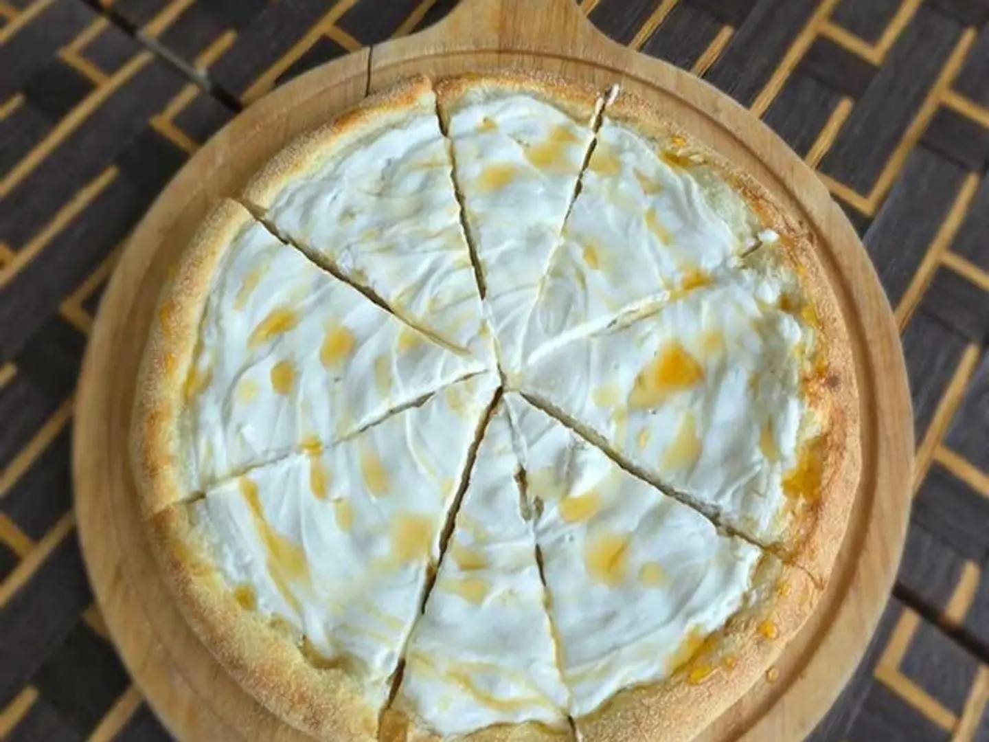 لبنه بالعسل