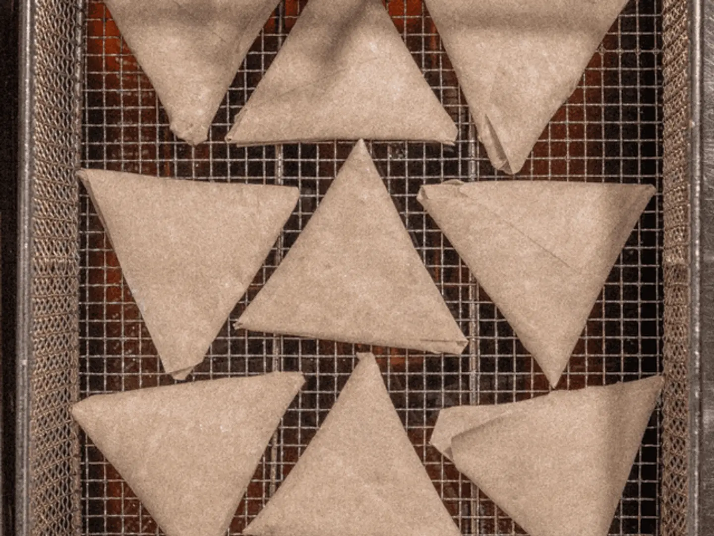 سمبوسة مفرزنة