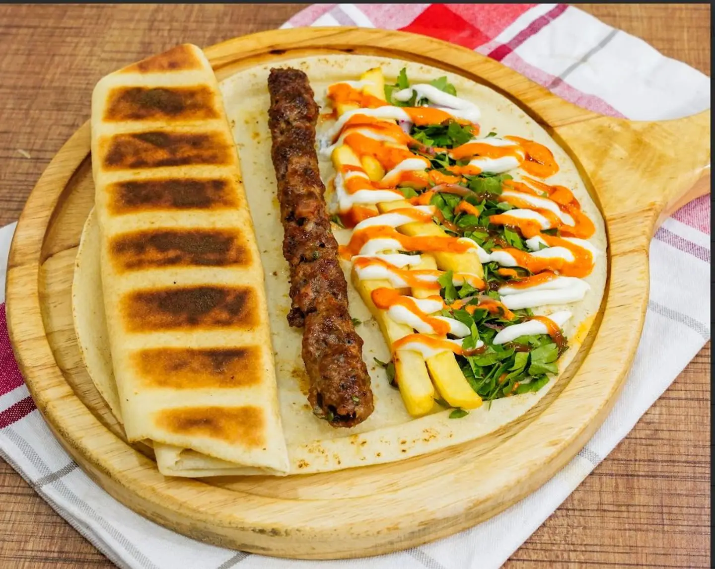 ساندويش كباب لحم