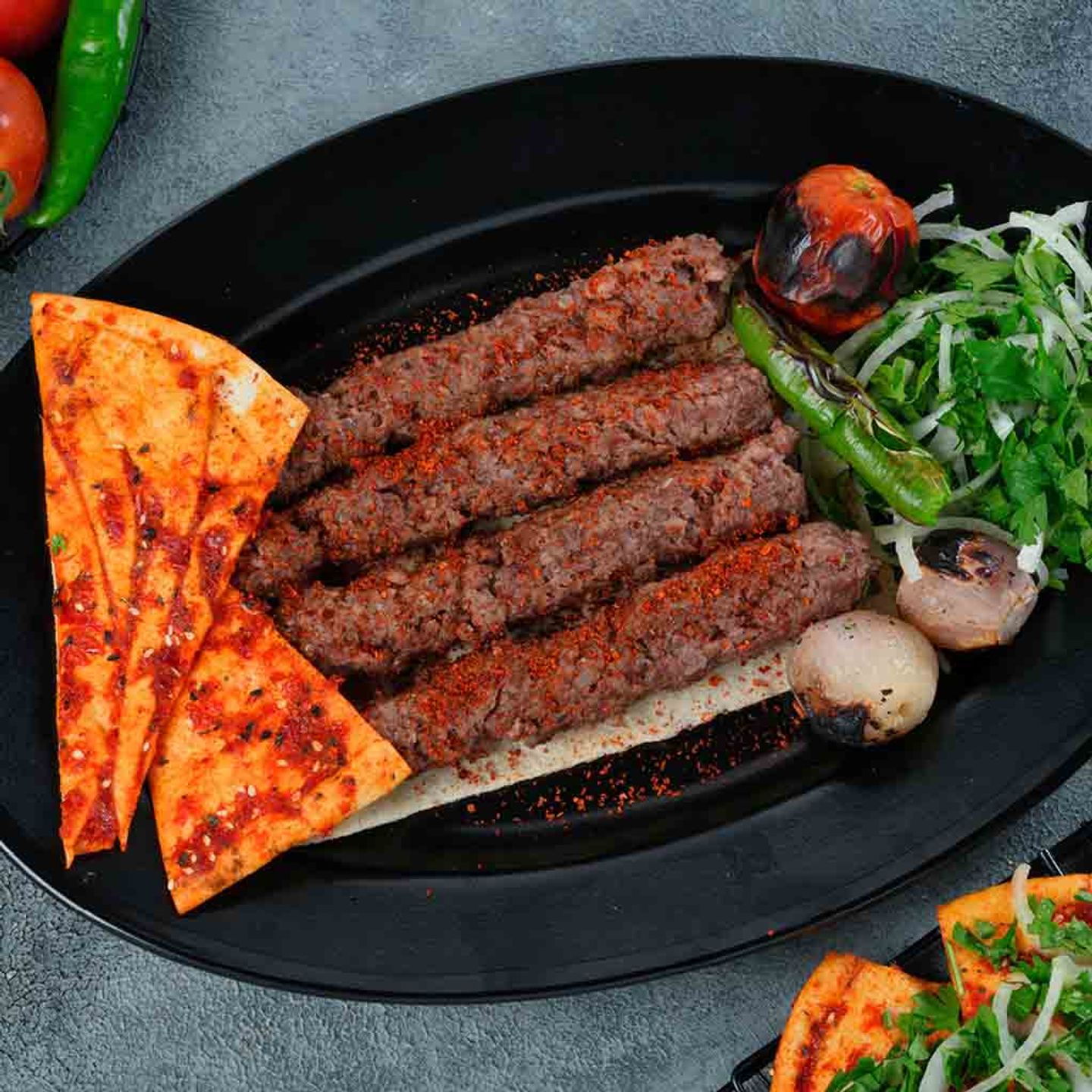 كباب حلبي (نص كيلو)