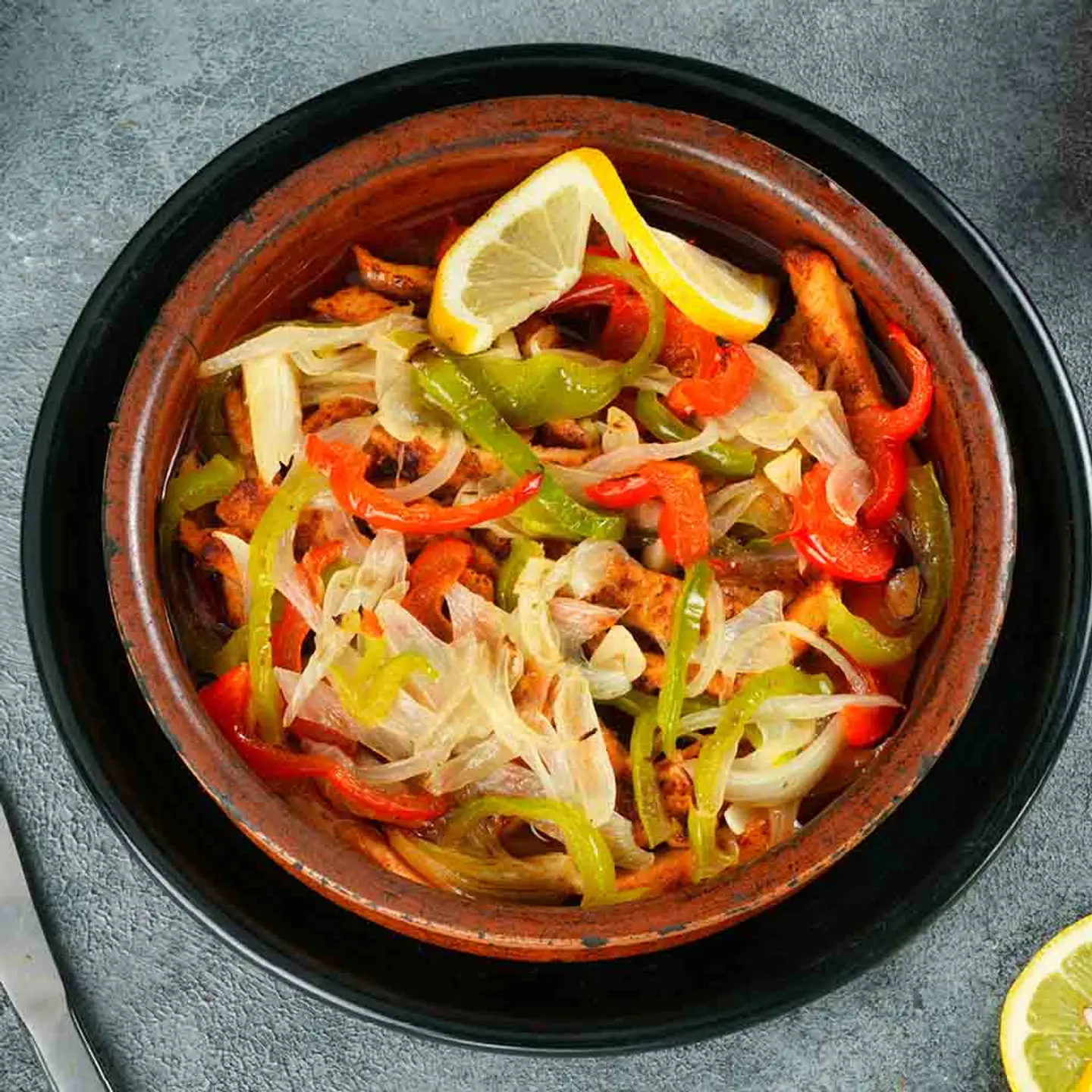 طاجن بطاطا مع دجاج