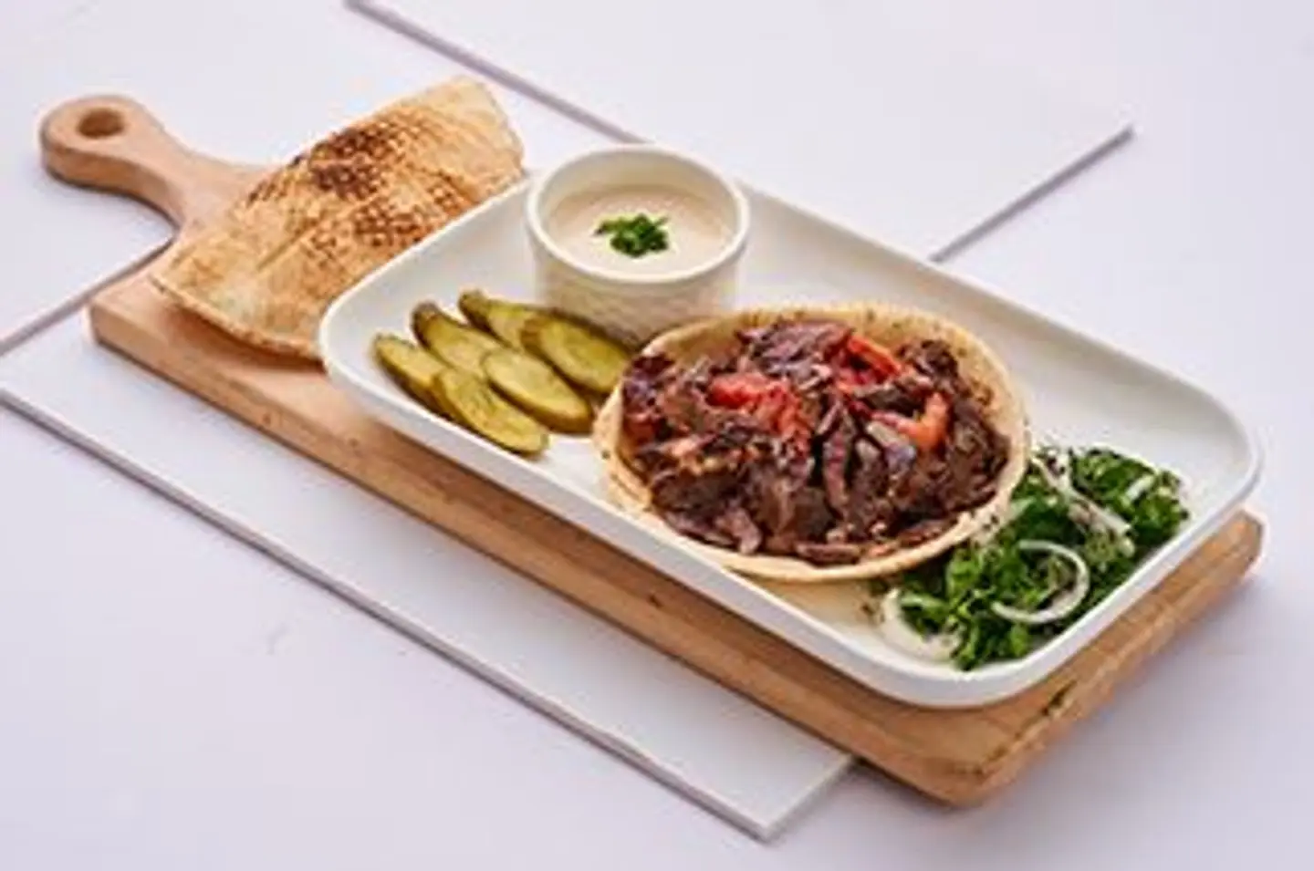 طبق شاورما لحم