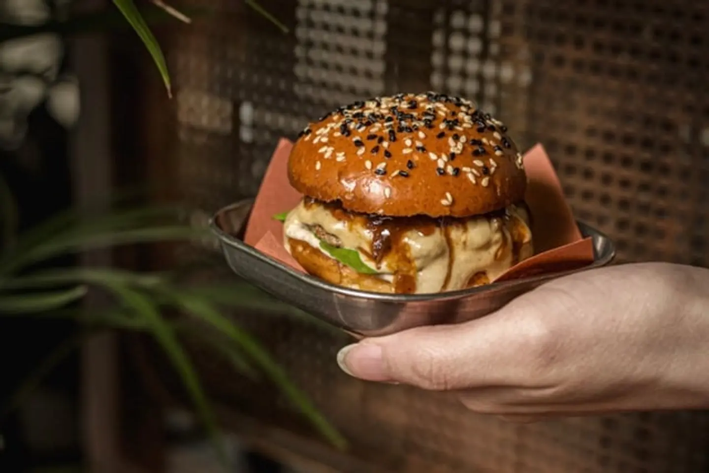 ترافل بريسكت سلايدر