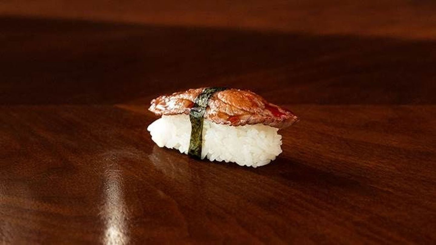 Wagyu Sushi 2 Pcs