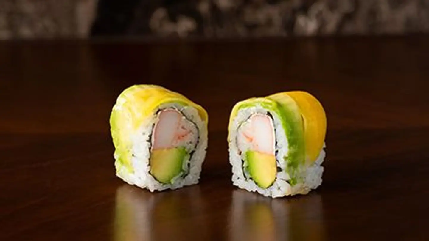 Rinbow Rolls  8 Pcs