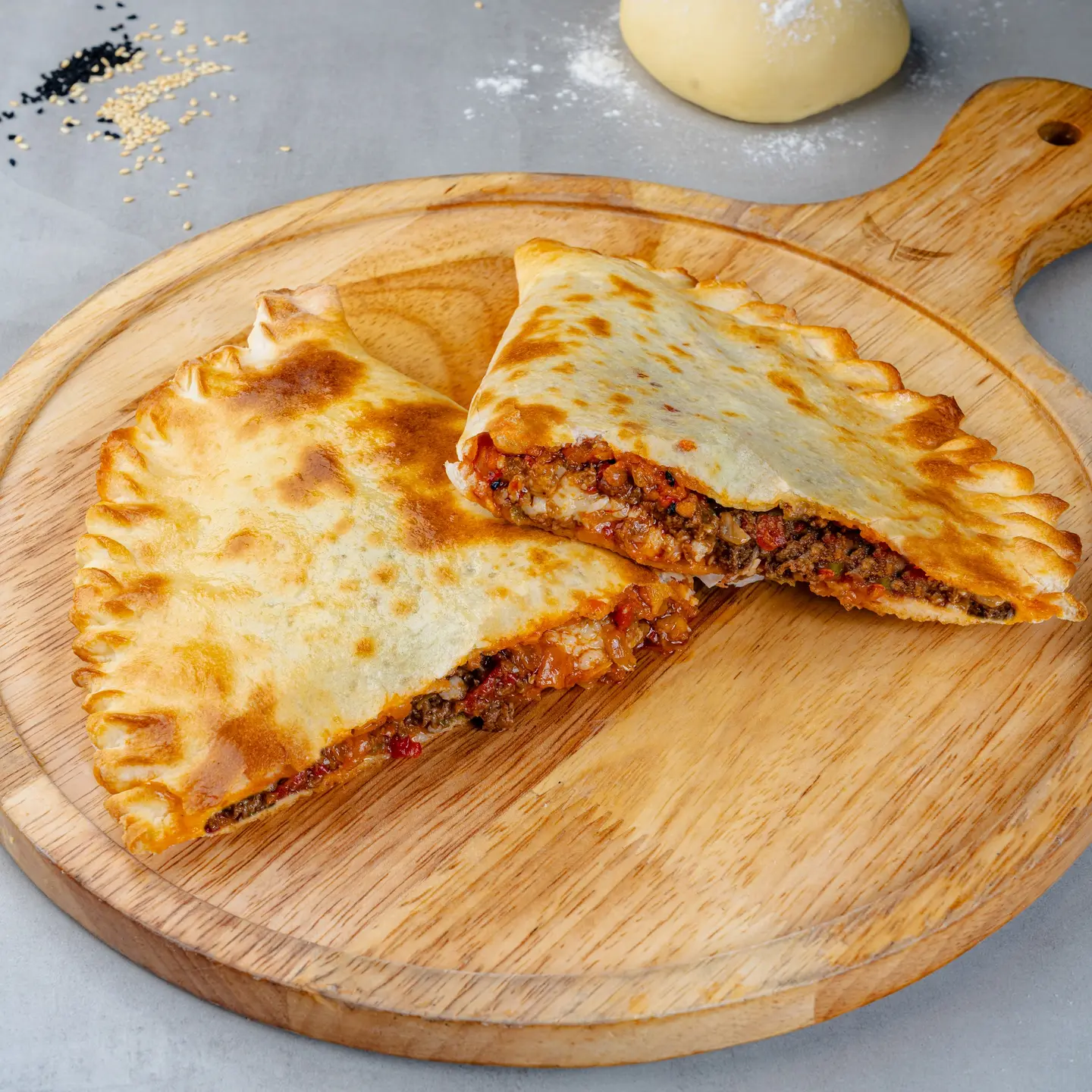 عرايس لحم محمرة