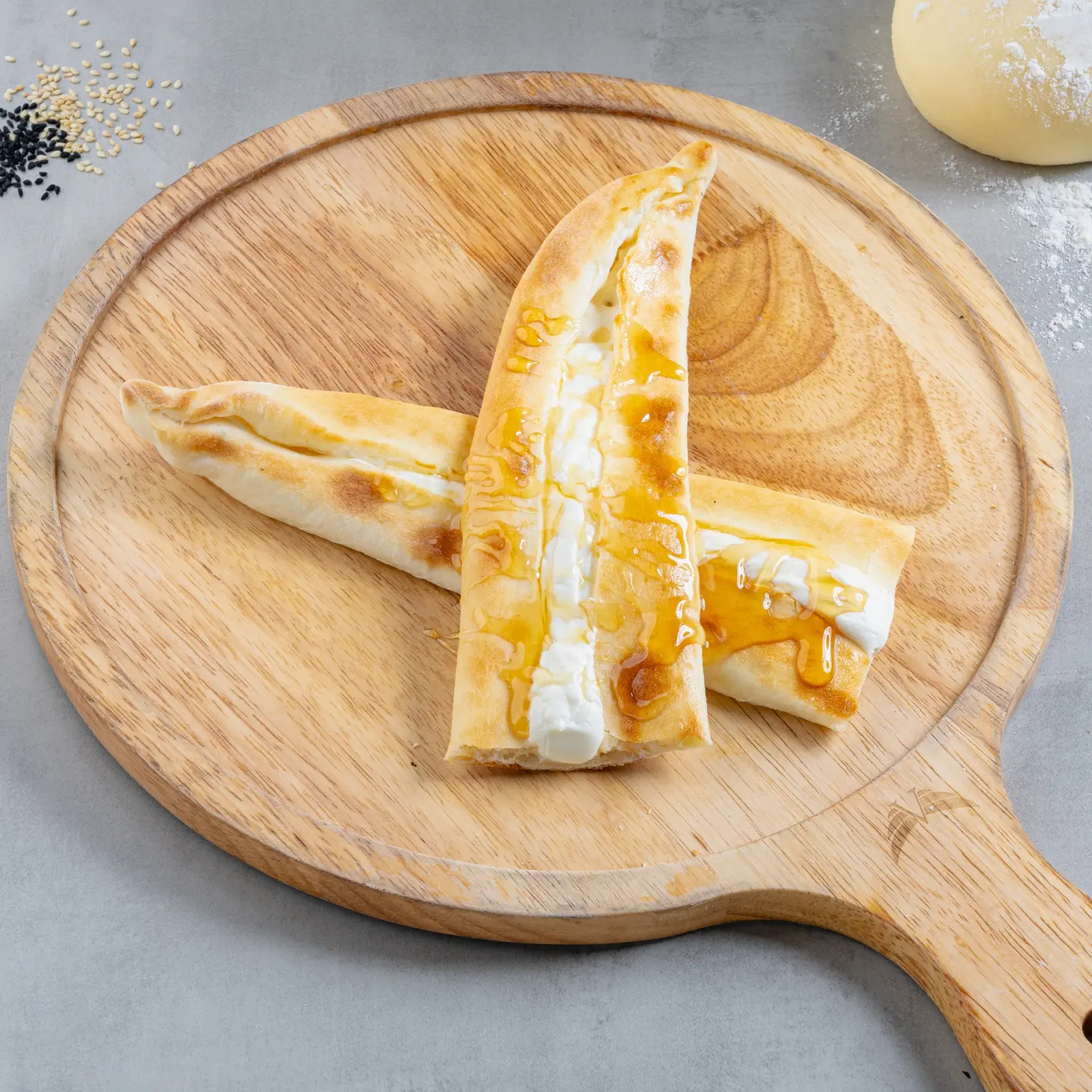 فطيرة لبنة عسل