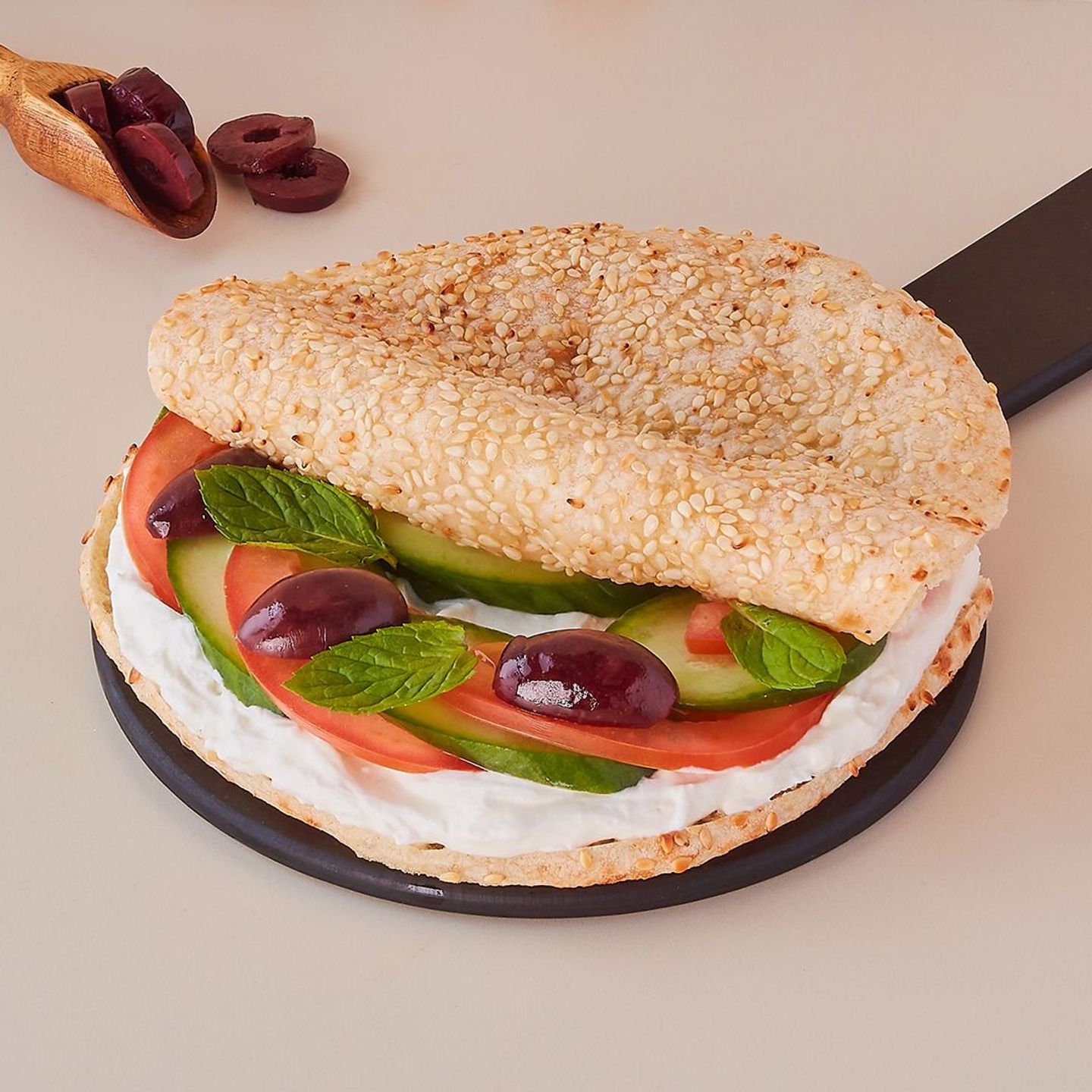 Labneh With Veggie Kaak