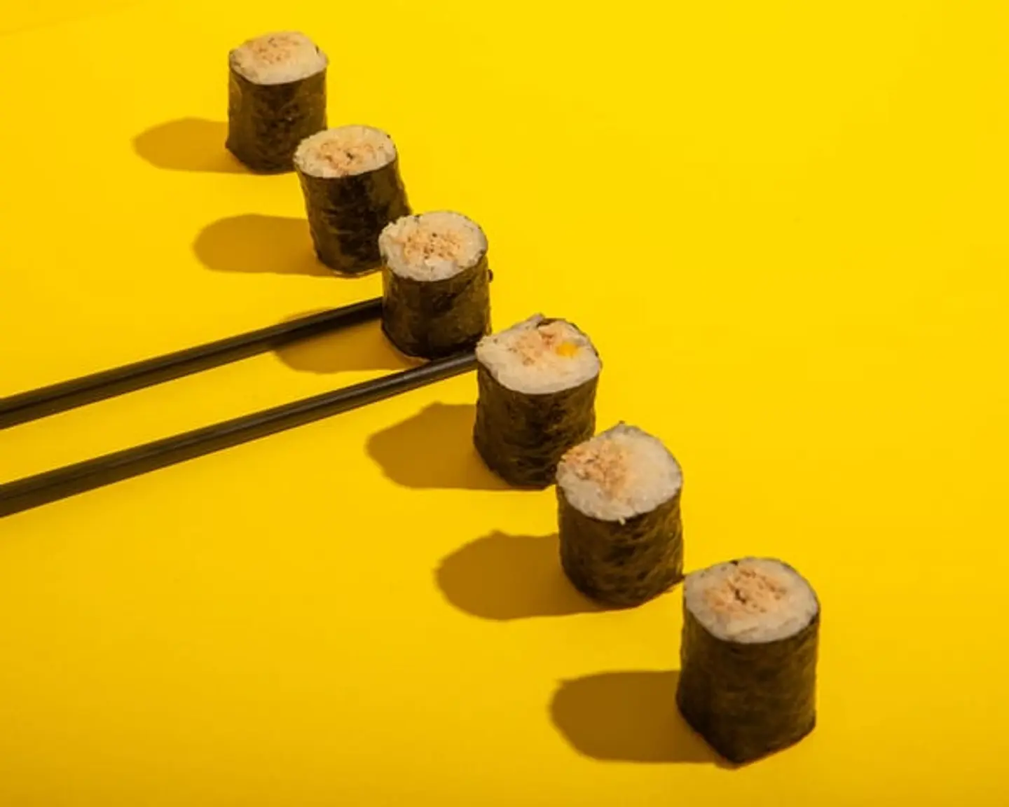 ماكي التونة بالترافل