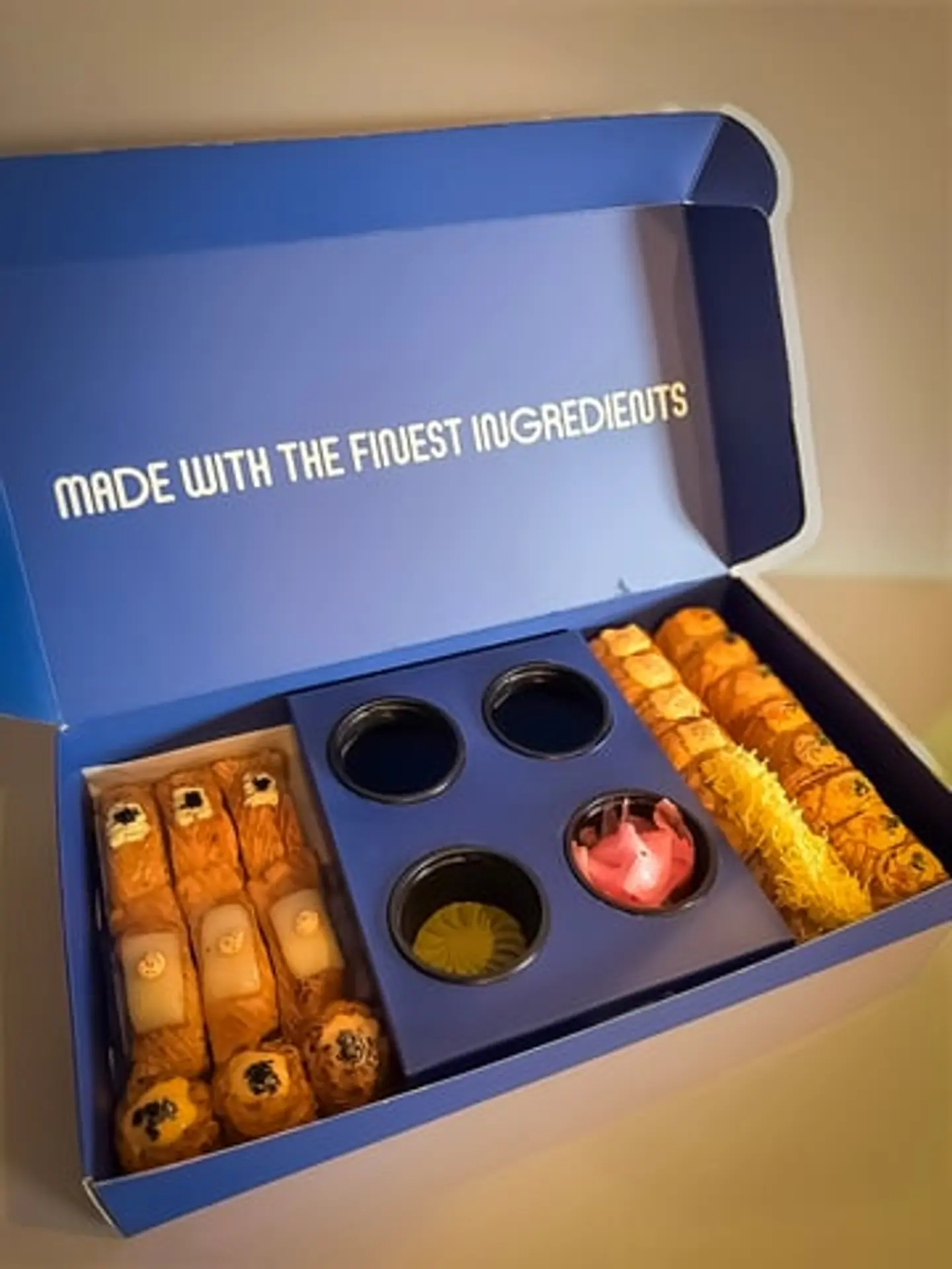 اكس لارج سلمون بريميوم بوكس (25 قطعة)