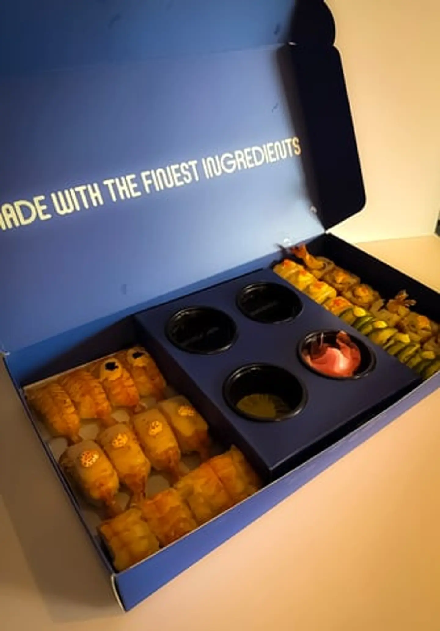 اكس لارج شرمب بريميوم بوكس (26 قطعة)