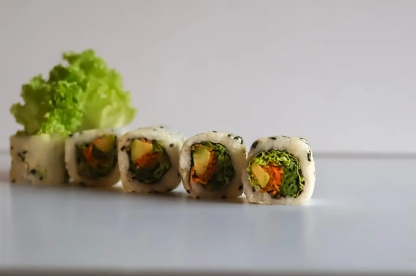 سوشي خضار (6 قطع)