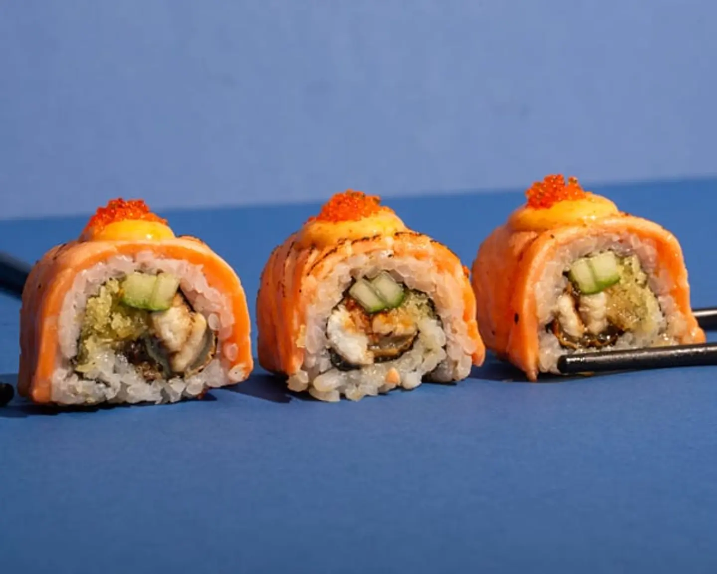 اوناغي سلمون رول