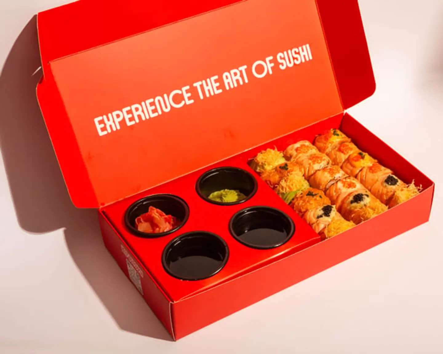 لارج سوشي بوكس – تشكيلة فاخرة (18 قطعة)