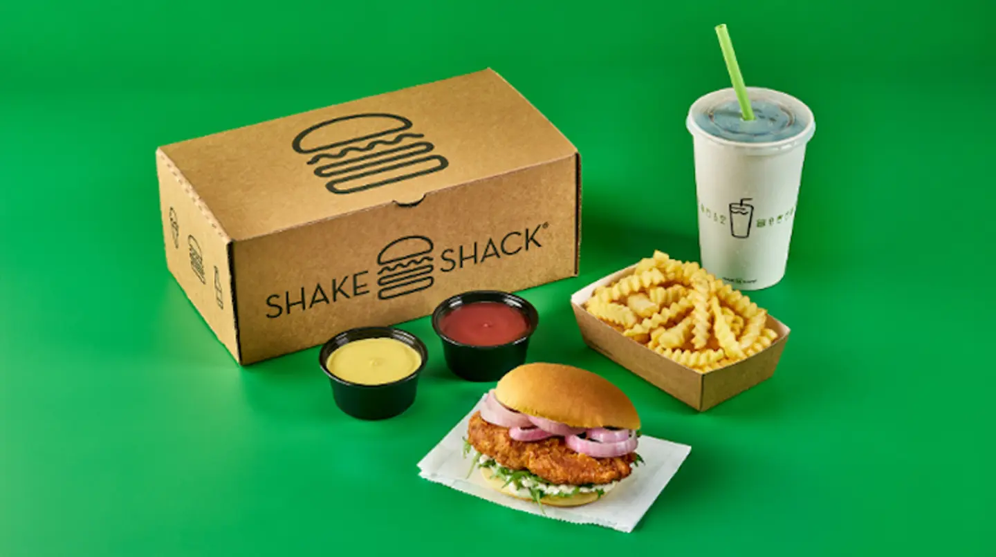 وجبة دجاج الكمأة السوداء