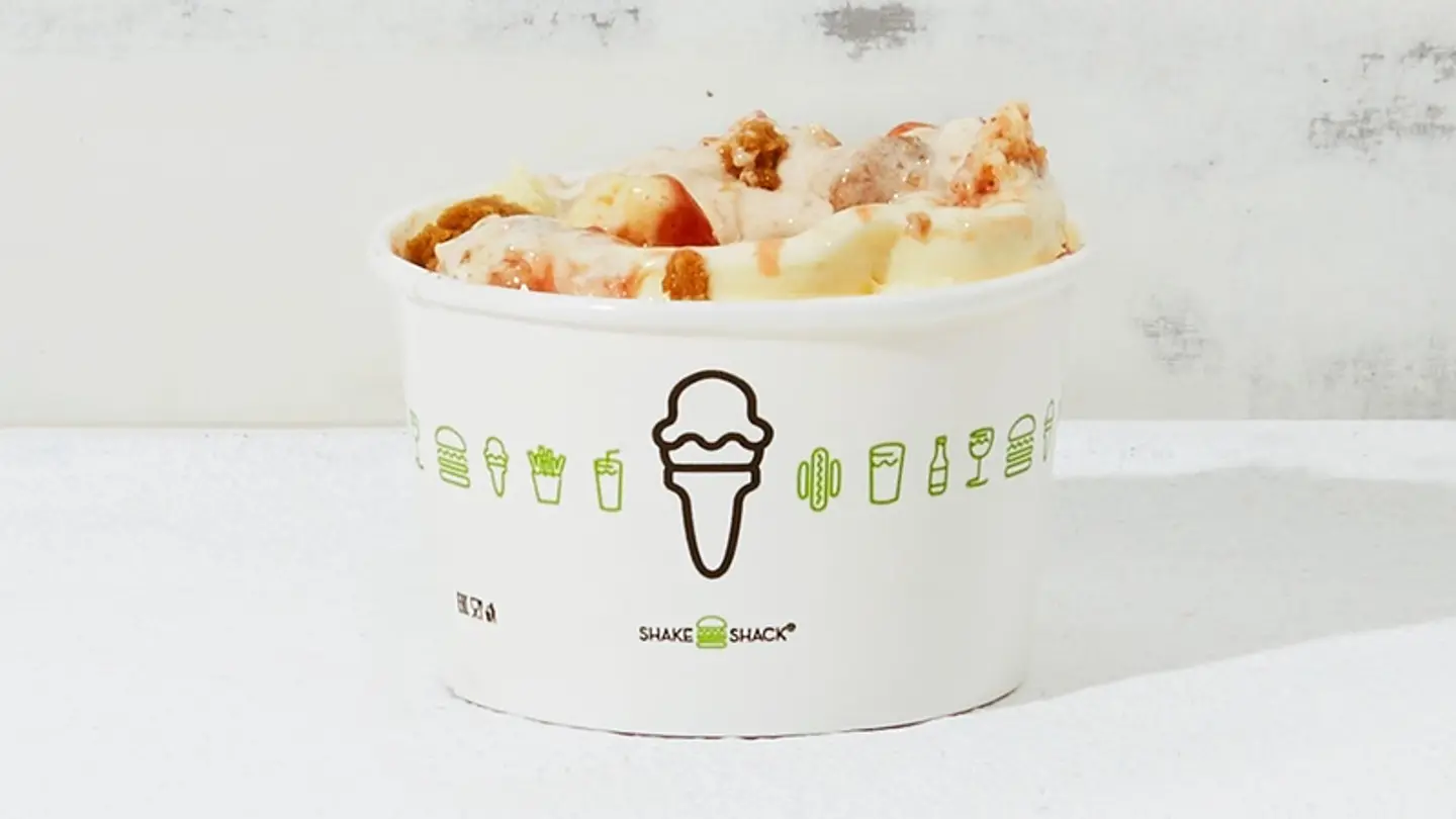 آيس كريم تشيز كيك الفراولة كونكريت