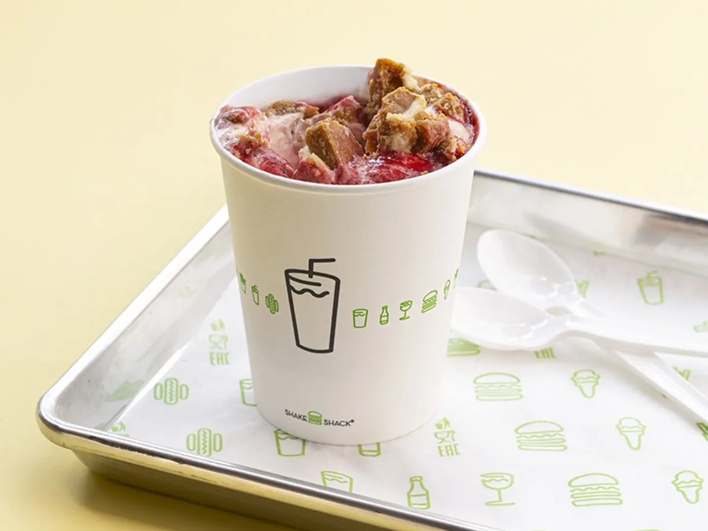 آيس كريم تشيز كيك الفراولة كونكريت دبل