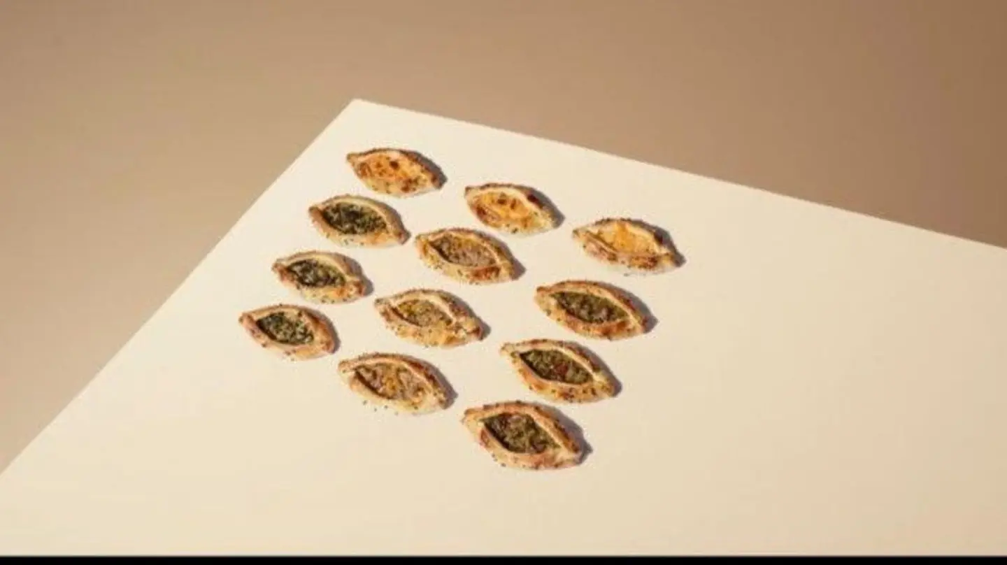 ميني مناقيش سمسم جديد - 12 قطعة