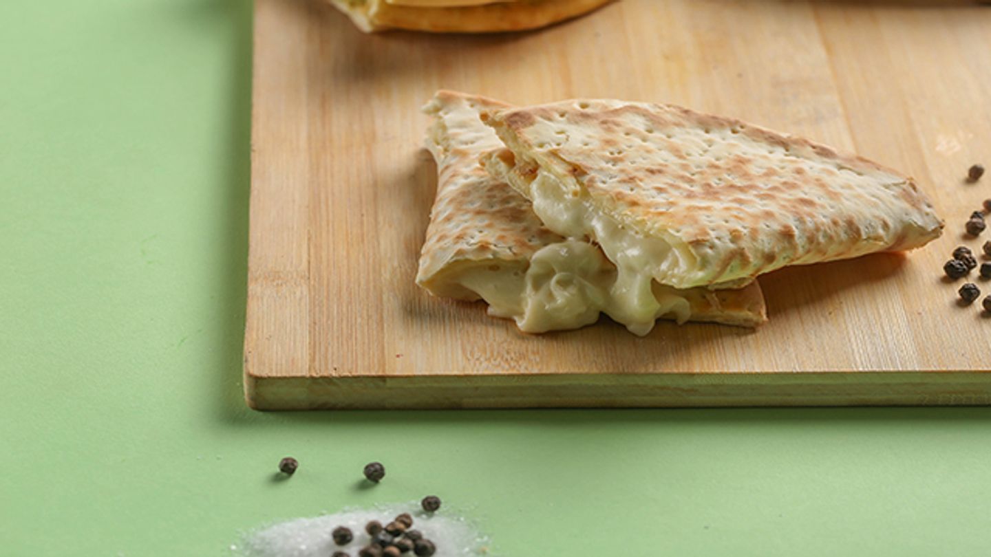 Akkawi Cheese (Children)