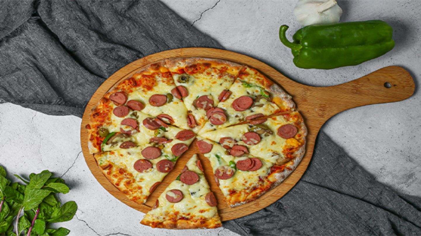 Hot Dog Pizza