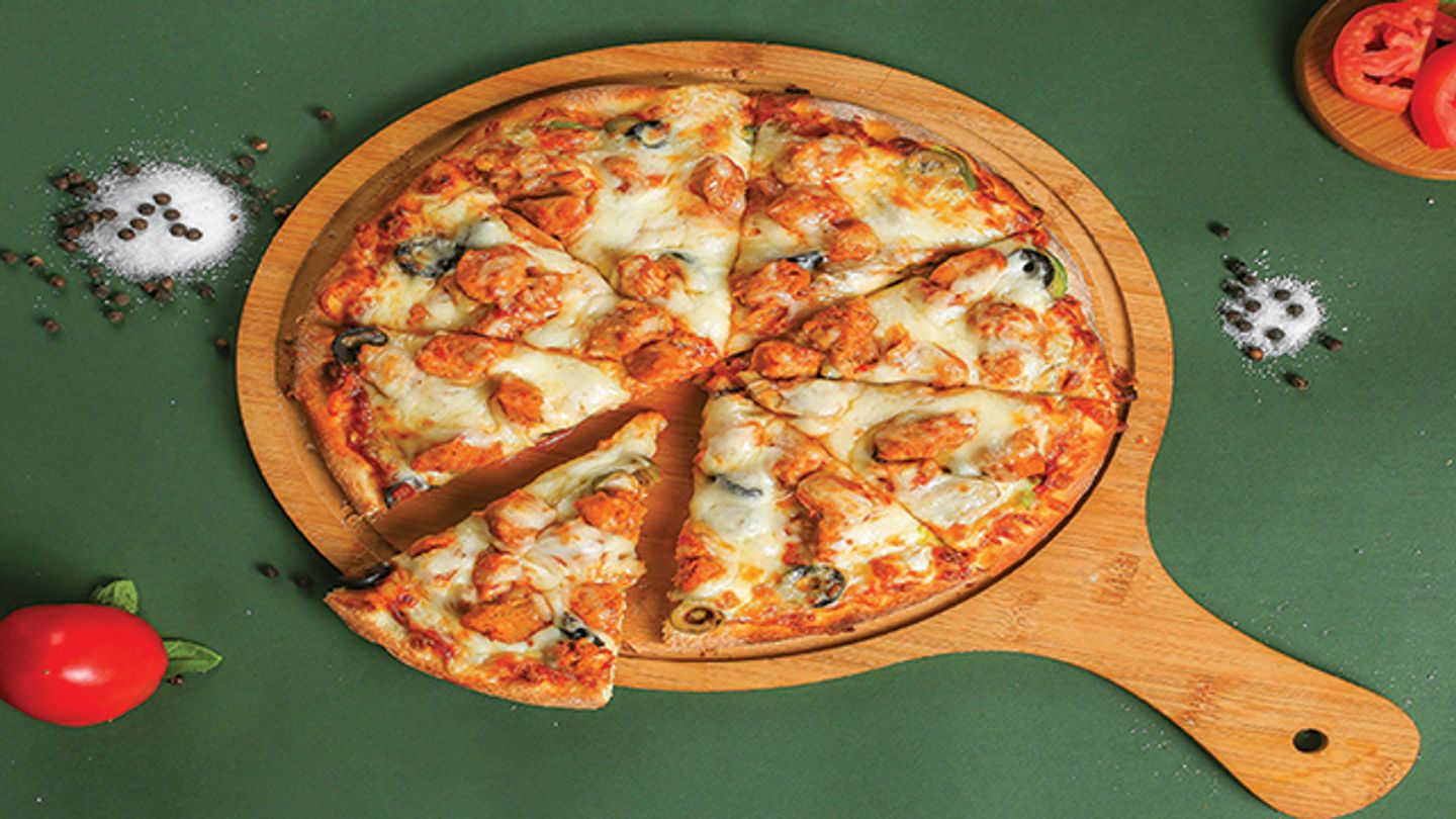 Chicken Pizza With Vegetables