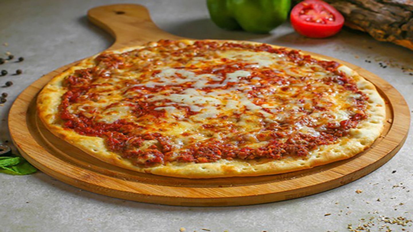 Meat With Sauce And Cheese